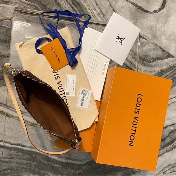 💯% Authentic LV Pochette Accessories - Picture 4 of 10